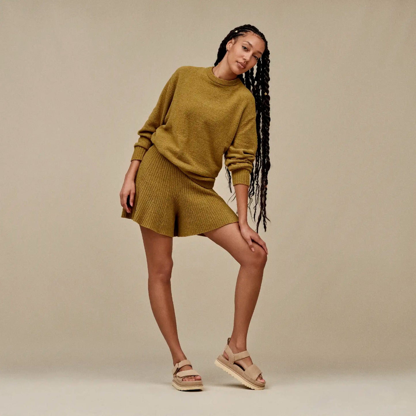 NOVO!!! UGG Goldenstar Sand