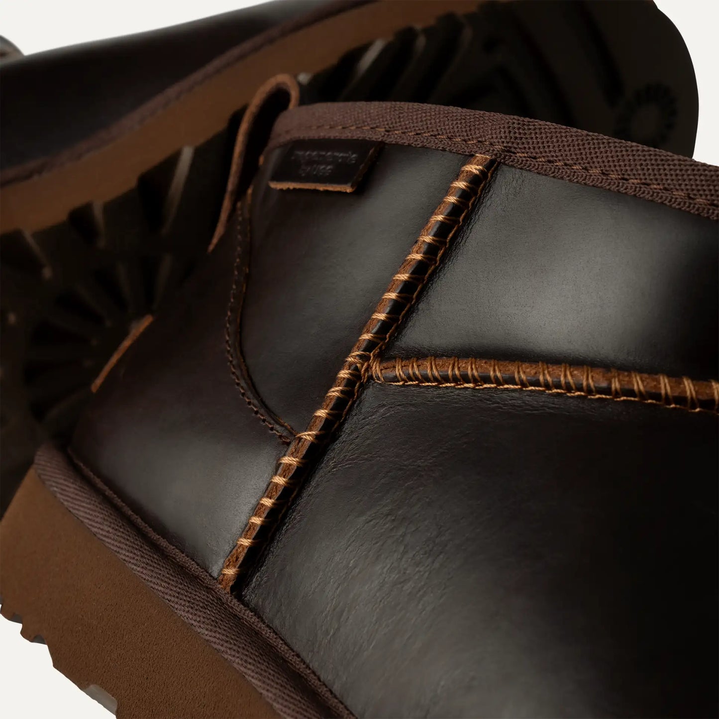 WHAT´S NEW ?* UGG Ultramini Leather Regenerate Iron Wood