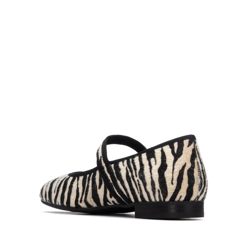 Must Have - Sapato Zebrado Carmela