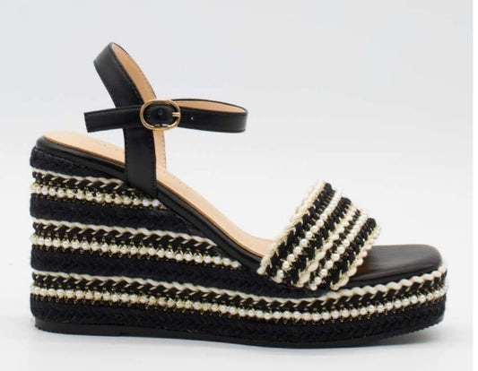 Cunha Altrimenti black