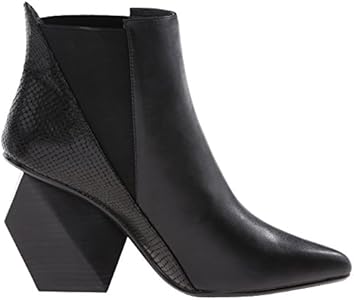 Jackie Hi United Nude