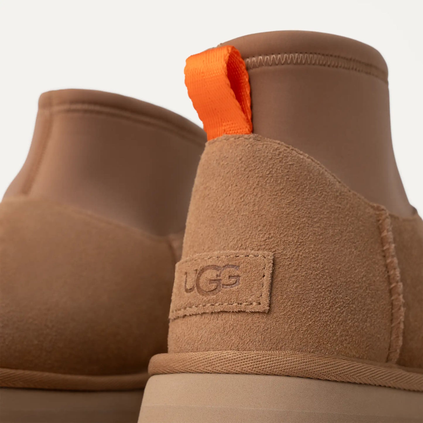 HERE AGAIN! UGG Platform Mini Dipper Chestnut