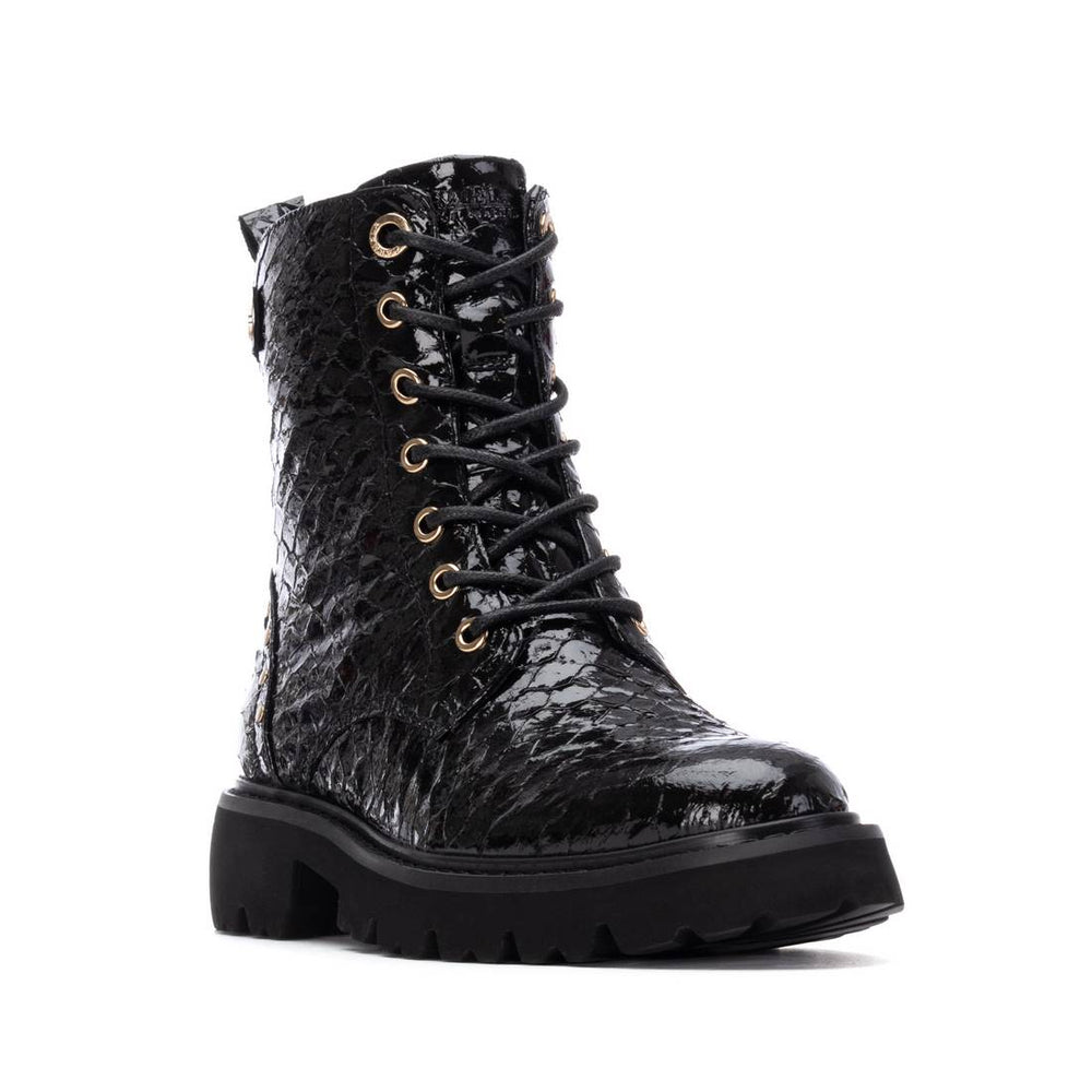 Must Have - Bota Crocco Charol Preto Carmela