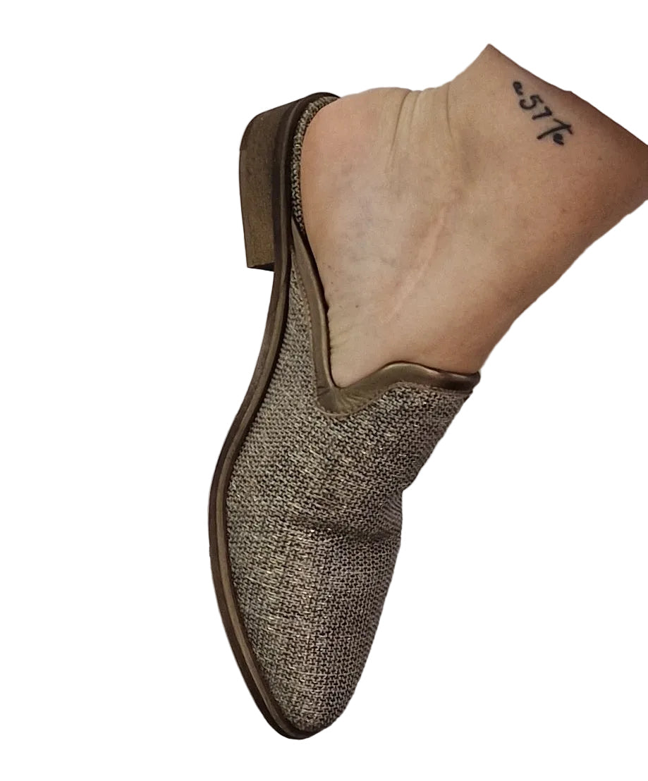 Mule Cubanas (brown