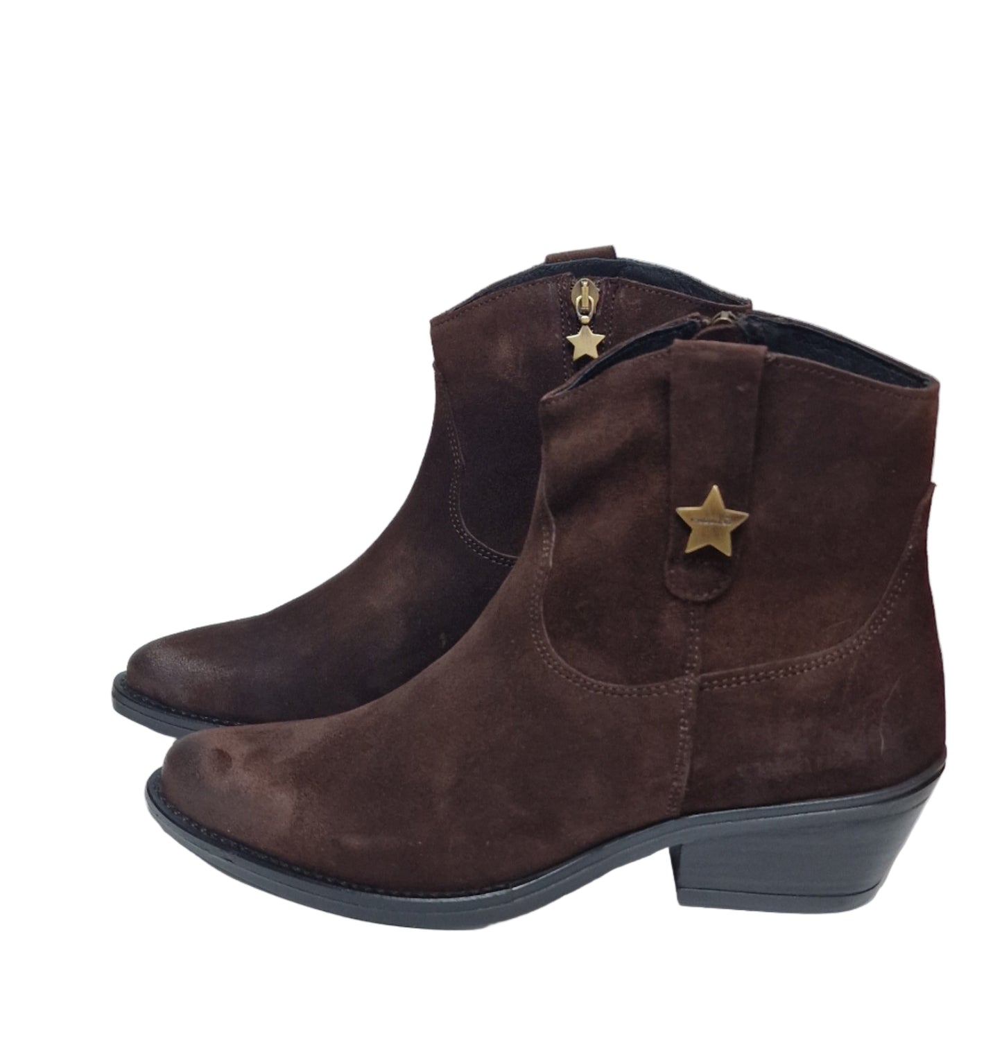 Must Have! Botim Estilo Texana em Camurça cor Chocolate  Cubanas