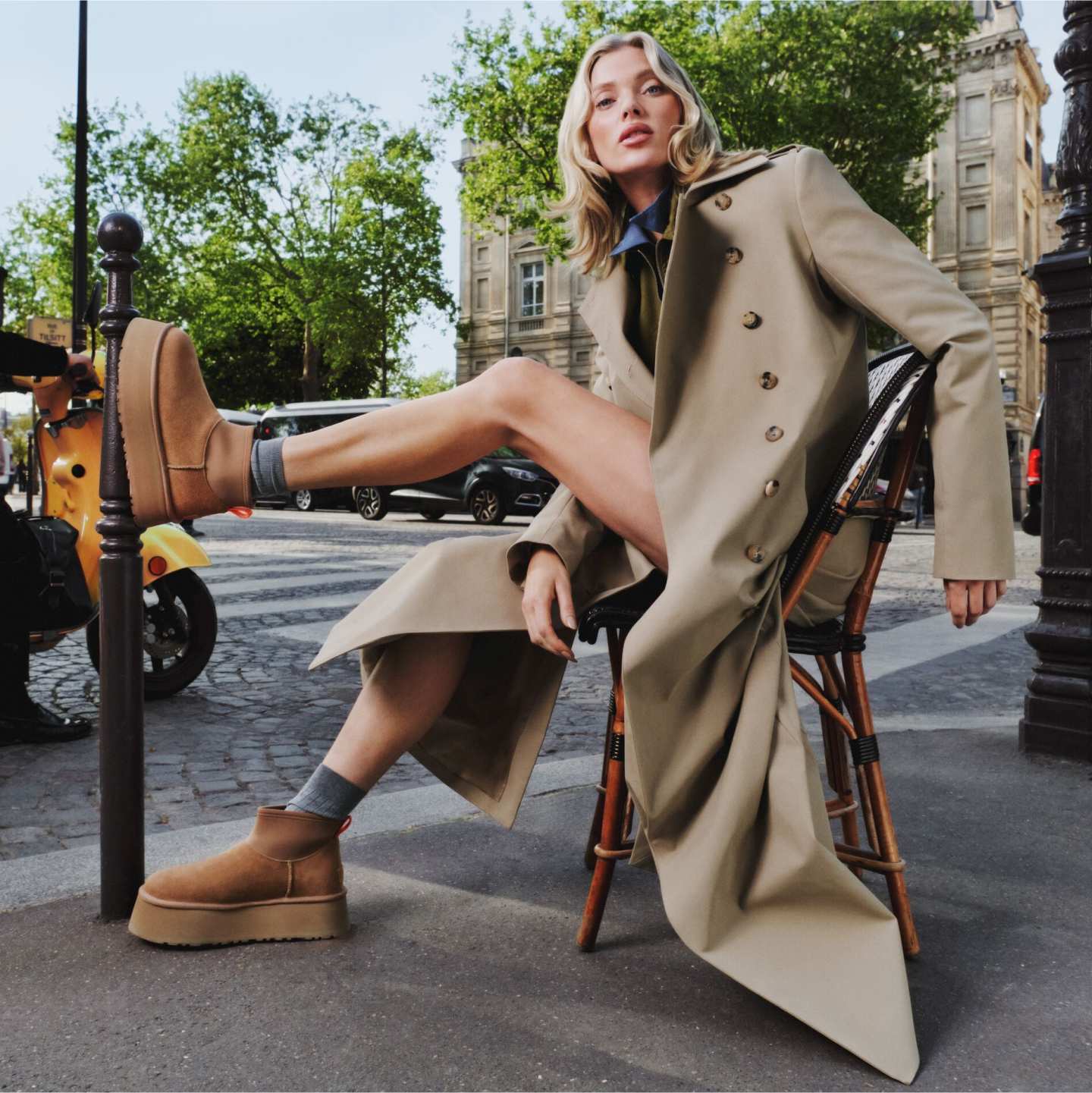 HERE AGAIN! UGG Platform Mini Dipper Chestnut