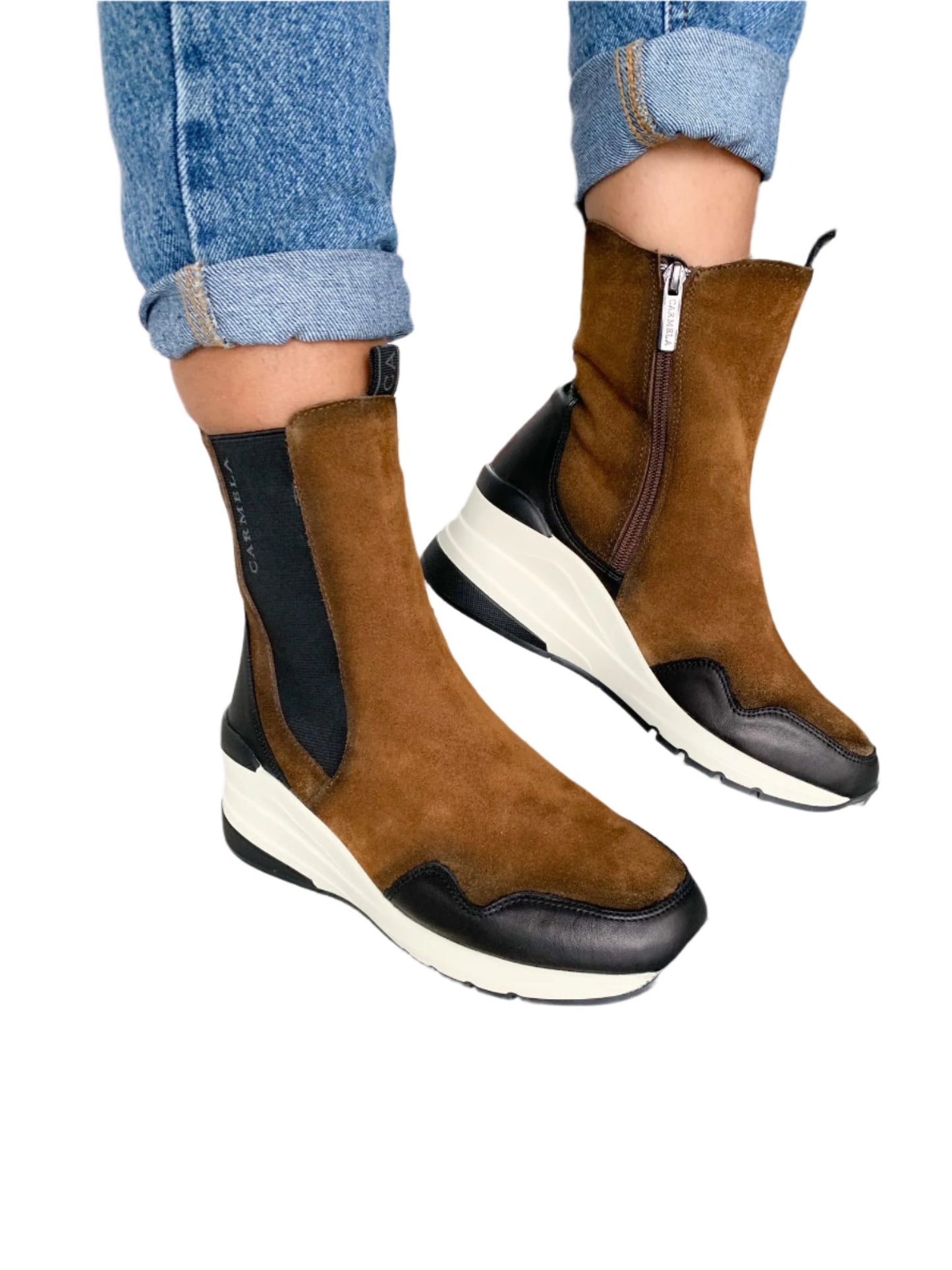 Bota desportiva Camurça camel Carmela