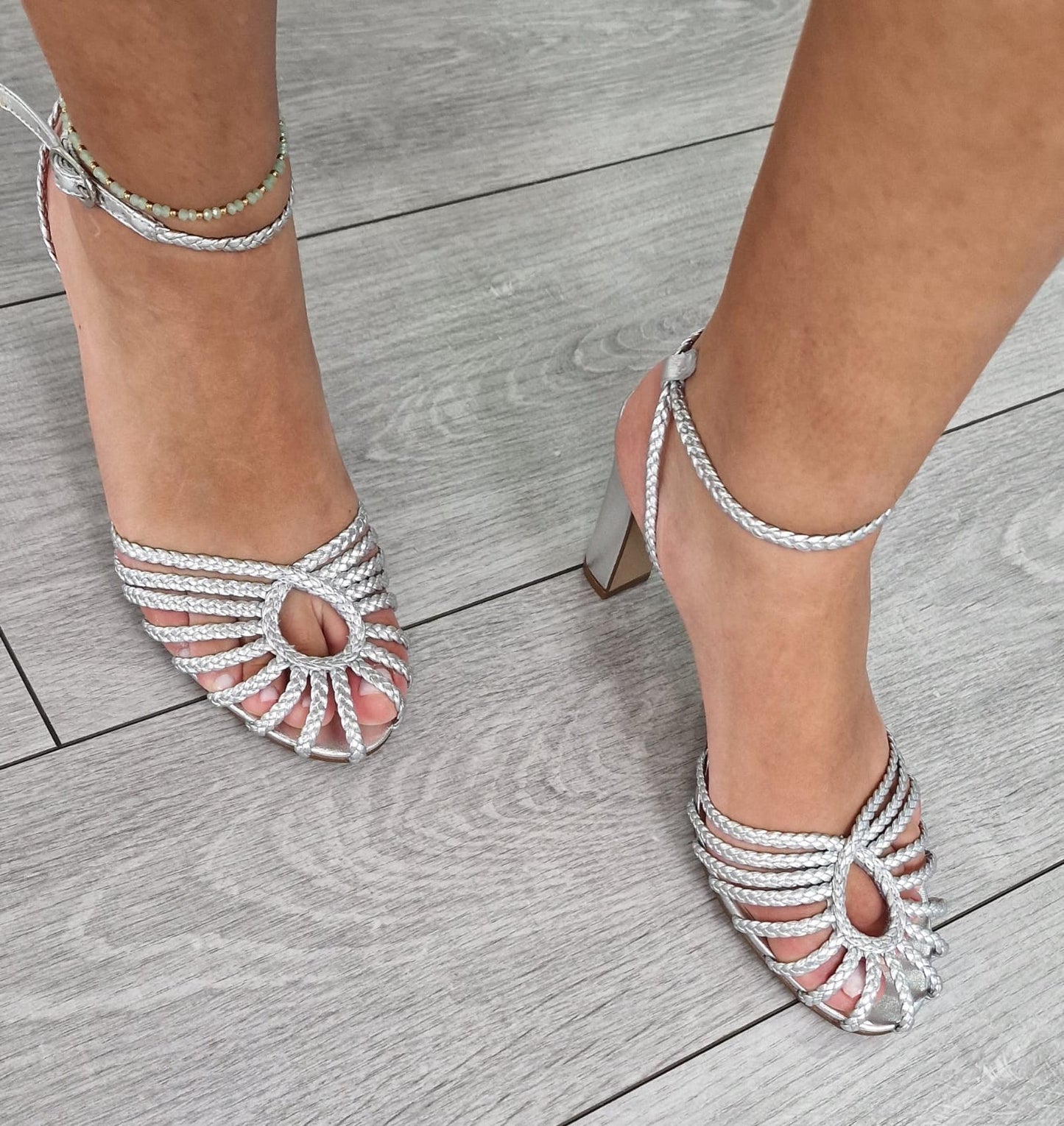 Sandália Tacão Arezzo Silver
