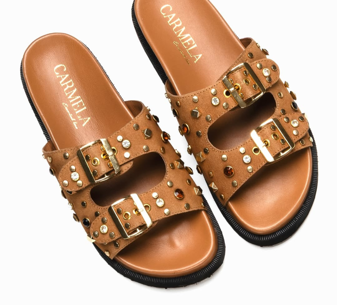 Chinelo Plataforma Tachas Camel Carmela